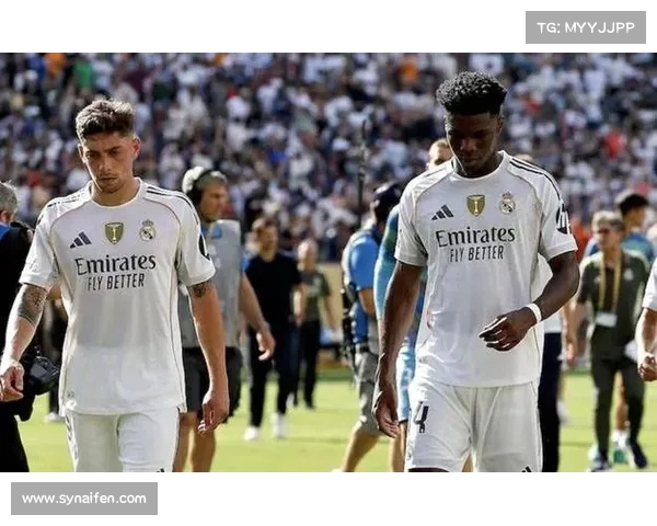 阿斯报导阿隆索忧虑巴尔韦德过度疲劳计划增加轮换避免受伤 阿斯报导阿隆索忧虑巴尔韦德过度疲劳计划增加轮换避免受伤